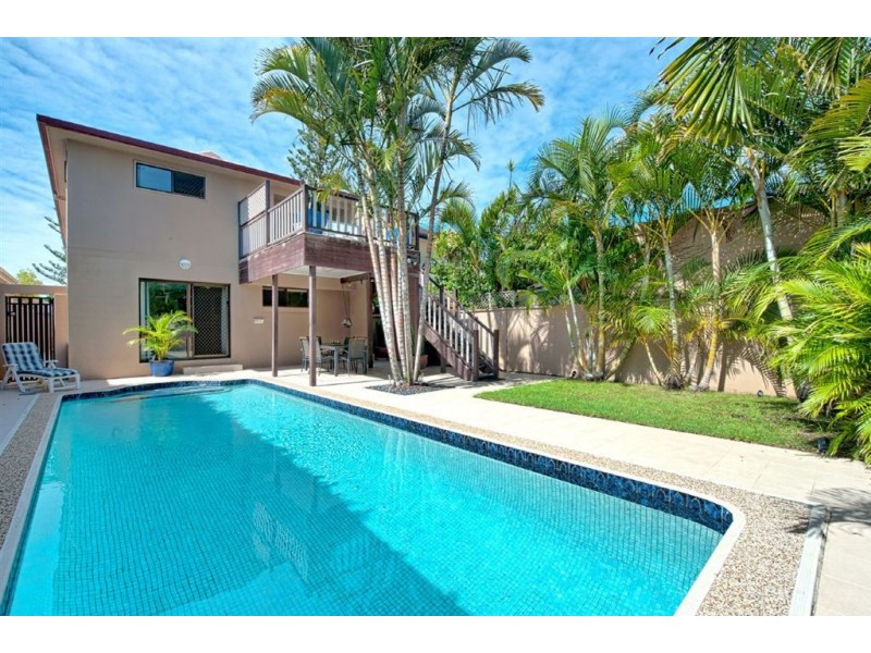 19 Alfred Street, Mermaid Beach QLD 4218