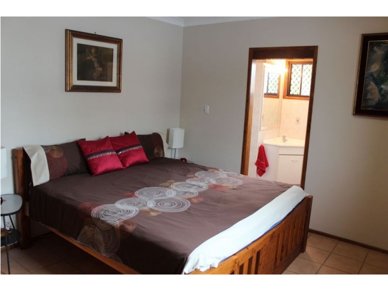 19 Alfred Street, Mermaid Beach QLD 4218