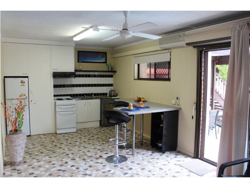 19 Alfred Street, Mermaid Beach QLD 4218