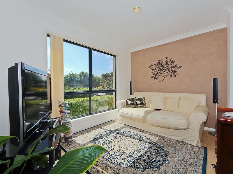 49/85 Palm Meadows Drive, Carrara QLD 4211