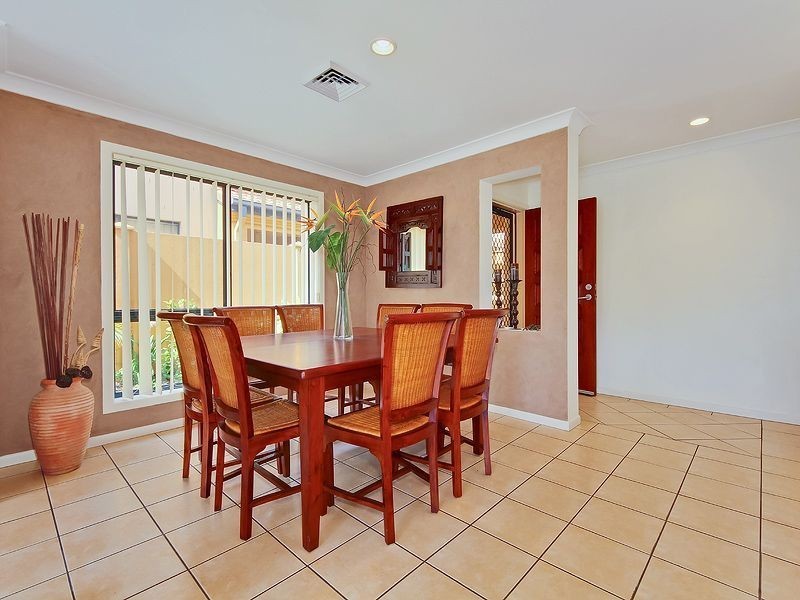 49/85 Palm Meadows Drive, Carrara QLD 4211
