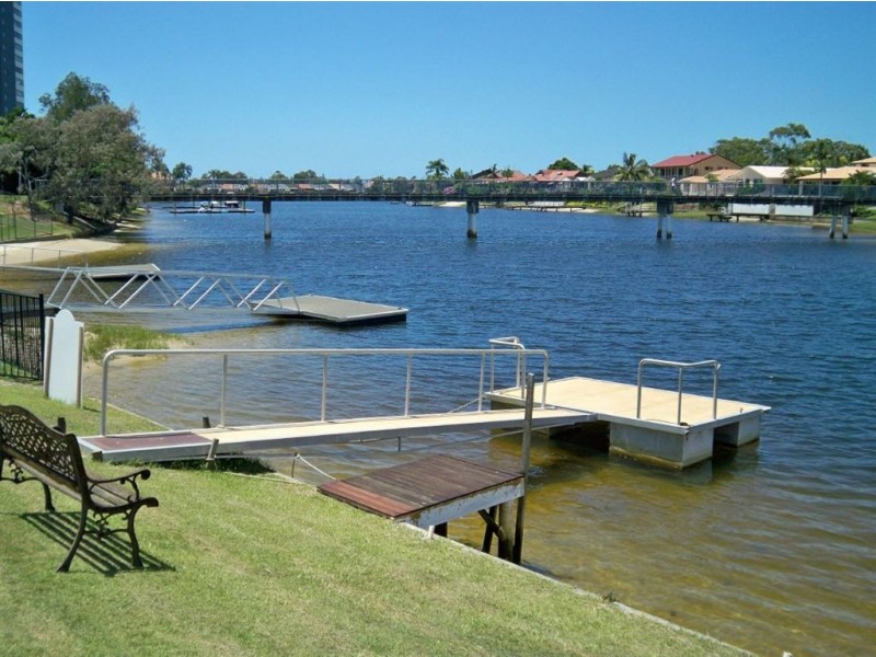 74 Hooker Boulevard, Mermaid Waters QLD 4218