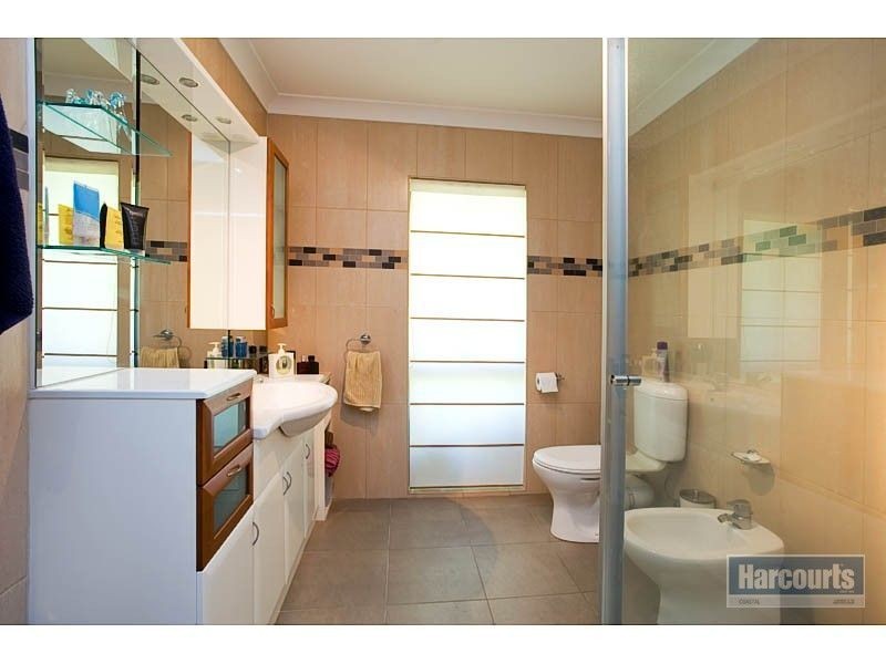 6 Namatjira Street, Paradise Point QLD 4216