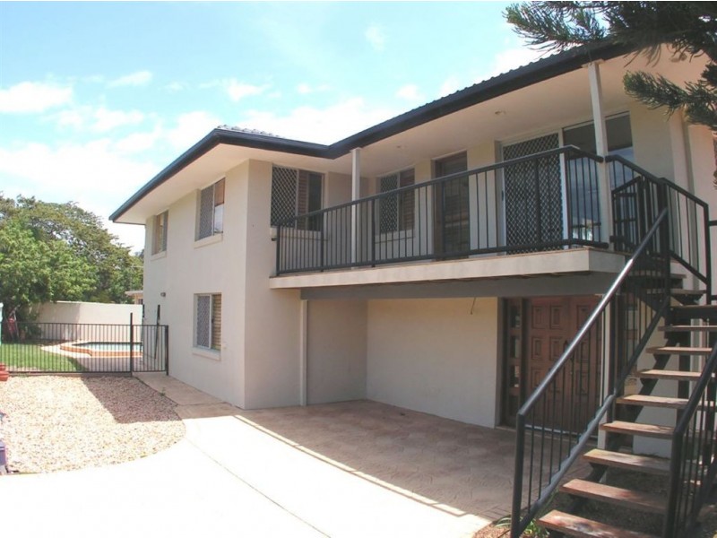 7 Karina Crescent, Broadbeach Waters QLD 4218