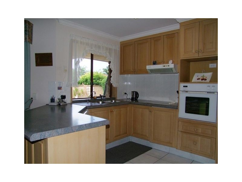 59 Martingale Circuit, Clear Island Waters QLD 4226