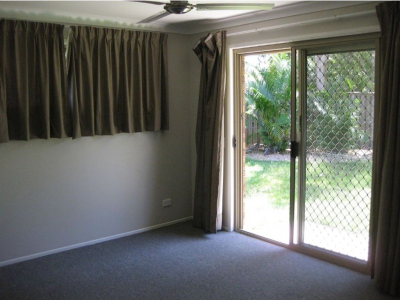 30 Mojave Drive, Burleigh Waters QLD 4220