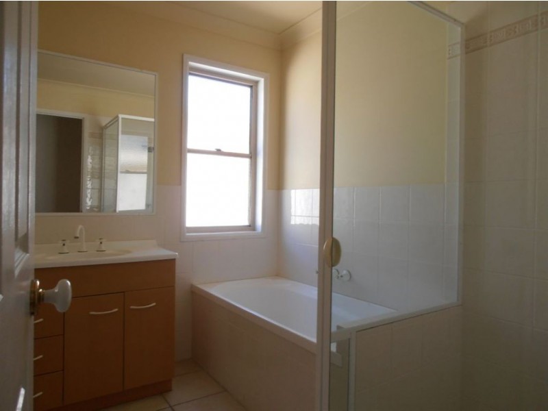 261A Ron Penhaligon Way, Robina QLD 4226