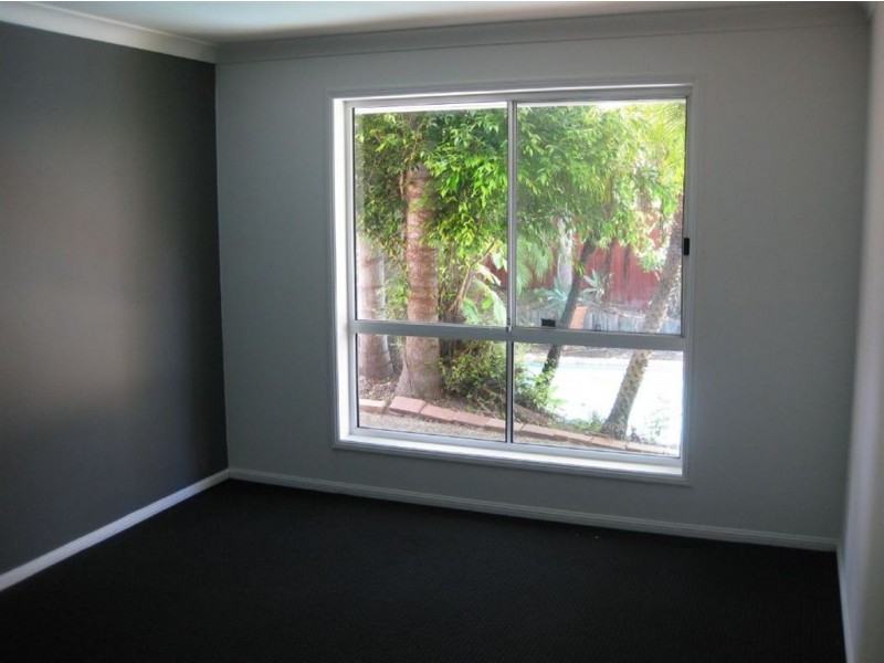 18 Ballyliffen Court, Robina QLD 4226