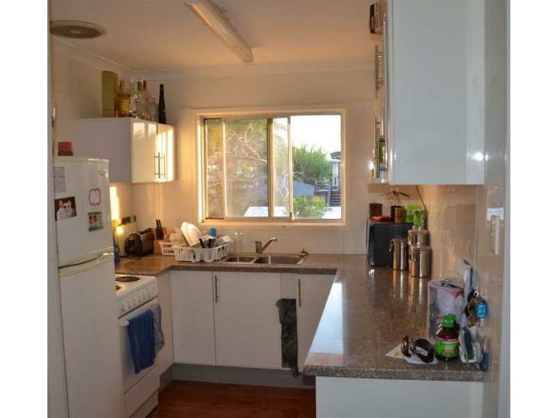 160 Monaco Street, Broadbeach Waters QLD 4218