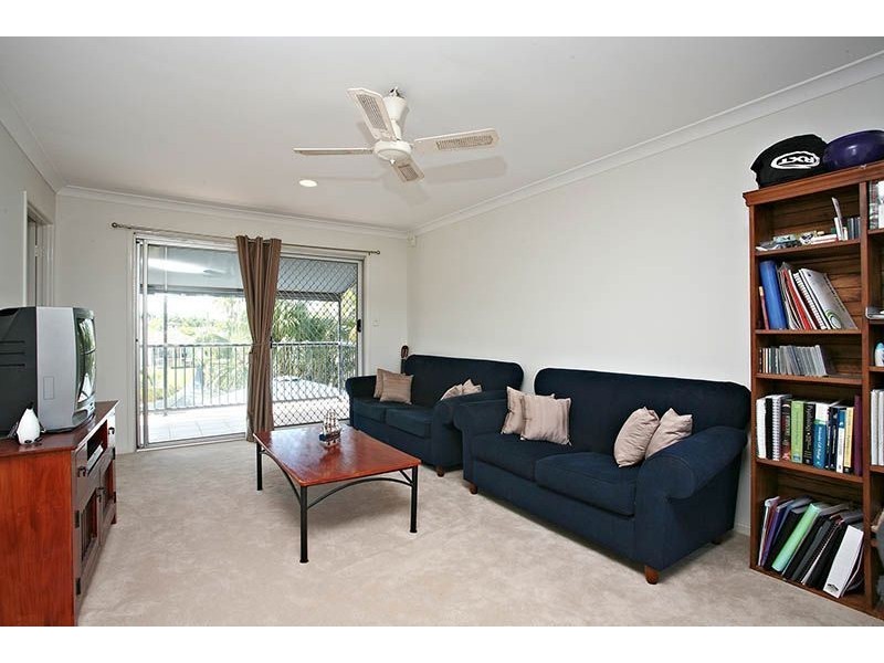 7 Ensenada Court, Broadbeach Waters QLD 4218