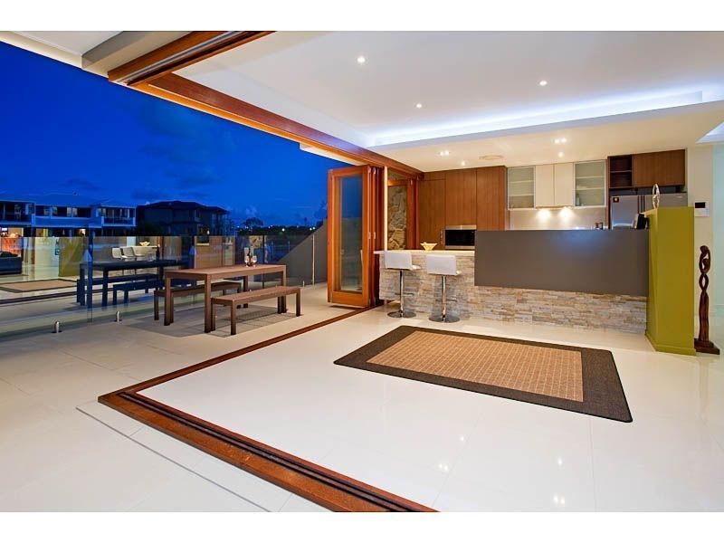 1/43 Compass Drive, Biggera Waters QLD 4216