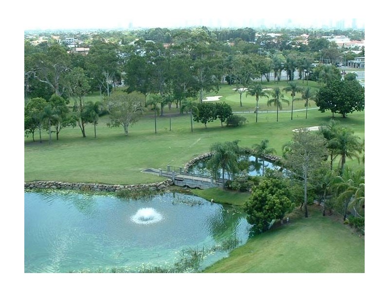 13 Fairway Drive, Clear Island Waters QLD 4226