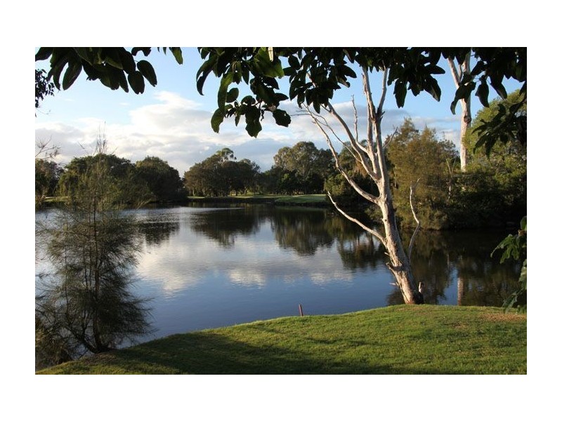 13 Fairway Drive, Clear Island Waters QLD 4226