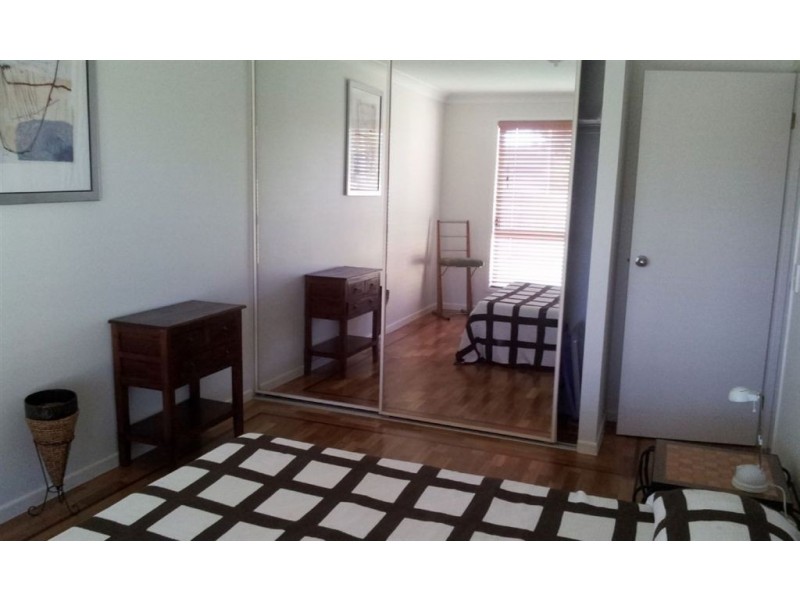 2 Monte Vista Court, Broadbeach Waters QLD 4218