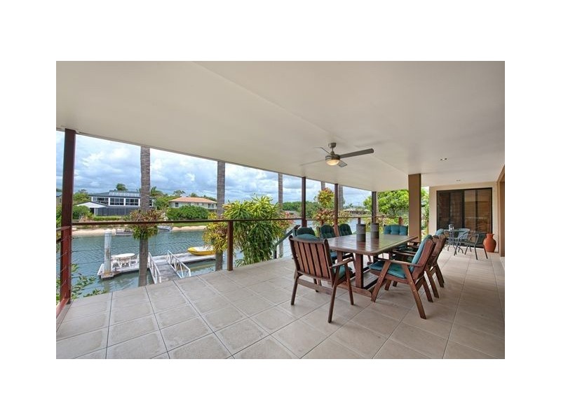22 Huon Street, Broadbeach Waters QLD 4218