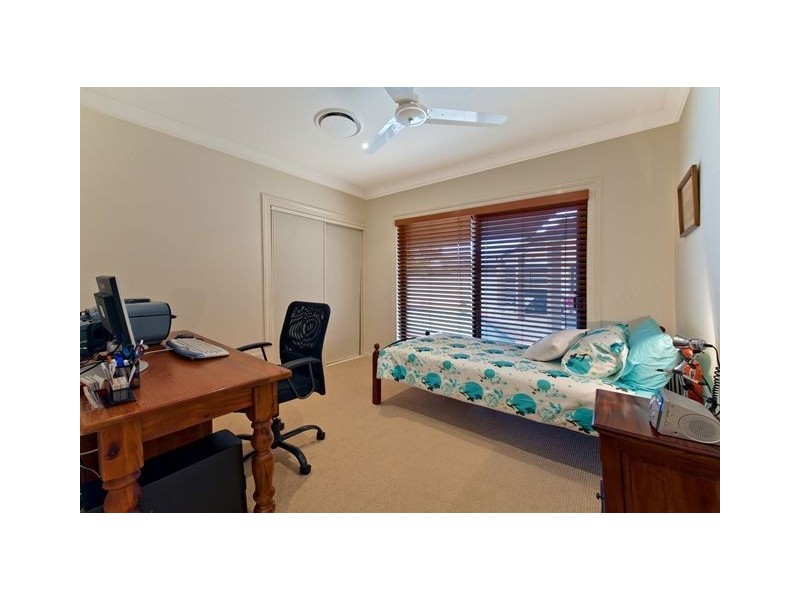 22 Huon Street, Broadbeach Waters QLD 4218