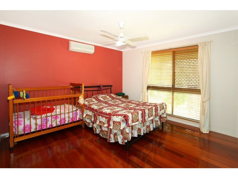14 Fairway Drive, Clear Island Waters QLD 4226