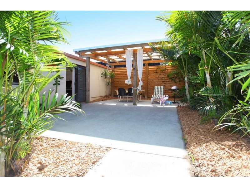 14 Fairway Drive, Clear Island Waters QLD 4226