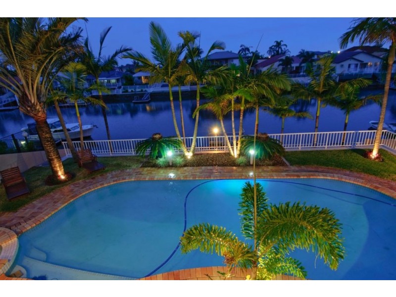 31 Nirvana Court, Runaway Bay QLD 4216