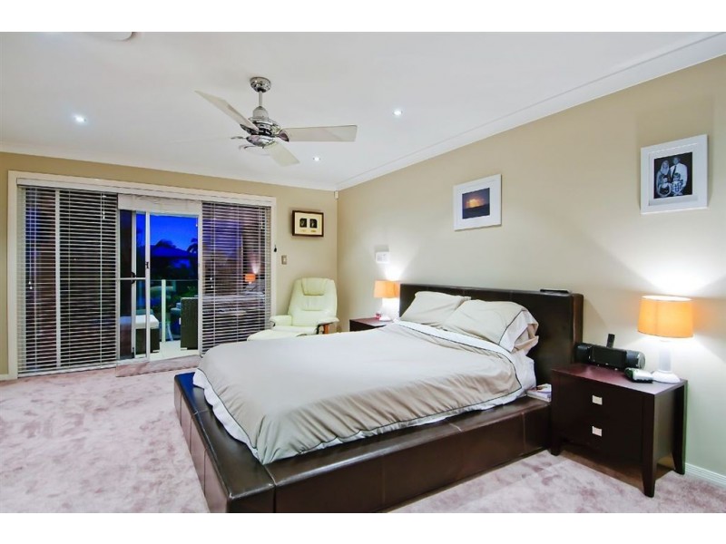 31 Nirvana Court, Runaway Bay QLD 4216