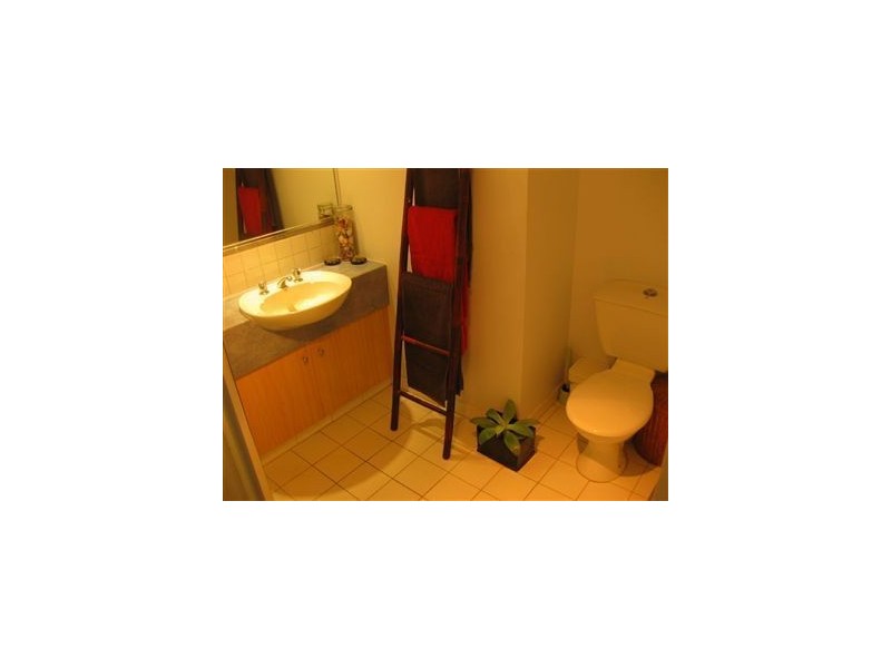 39/15 Santa Monica Rd, Miami QLD 4220