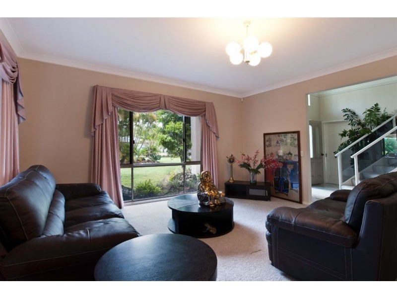 38 St Ives Drive, Robina QLD 4226