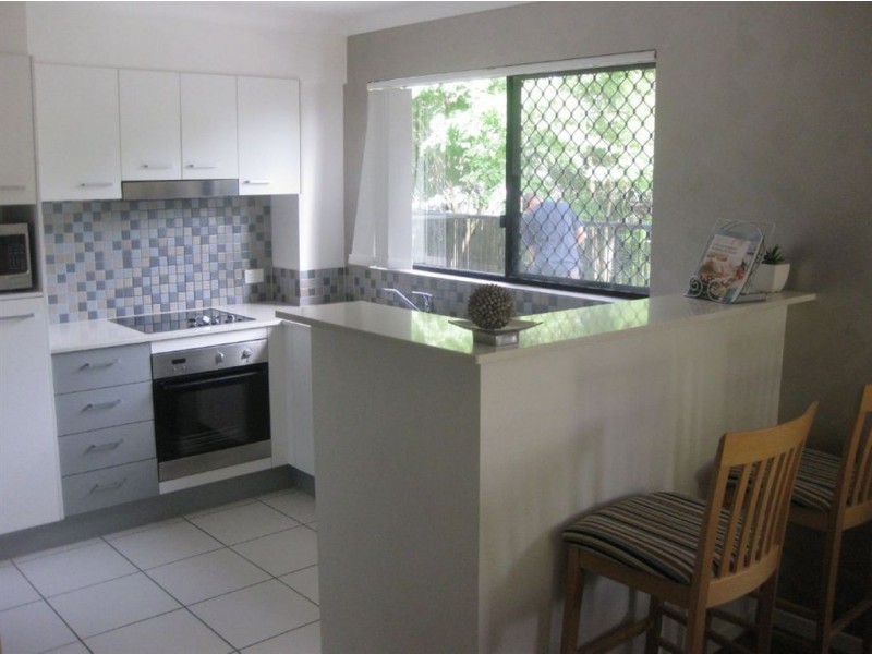 18/15 Lloyd St, Southport QLD 4215