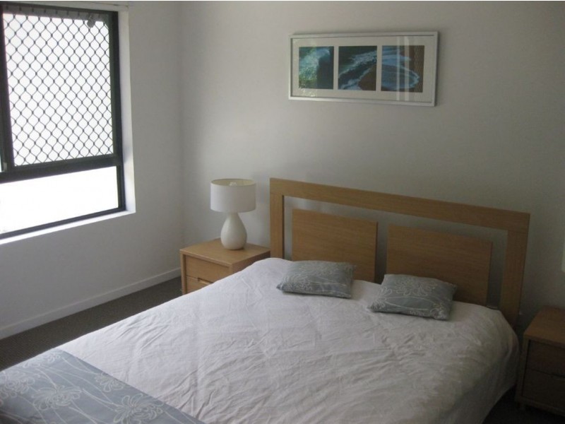 18/15 Lloyd St, Southport QLD 4215