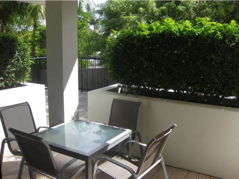 18/15 Lloyd St, Southport QLD 4215