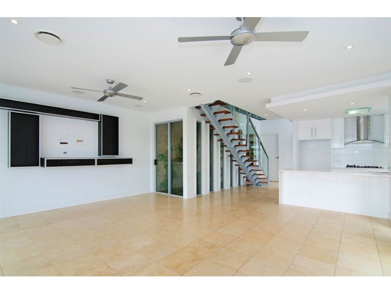 1/47 Compass Drive, Biggera Waters QLD 4216