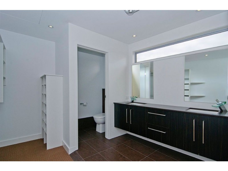 1/47 Compass Drive, Biggera Waters QLD 4216