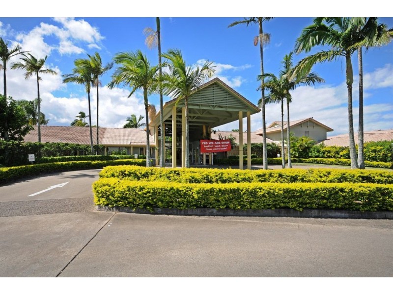 200/215 Cottesloe Drive, Mermaid Waters QLD 4218
