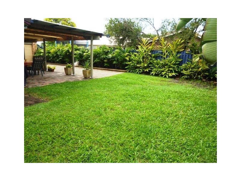 71 Barrier Reef Drive, Mermaid Waters QLD 4218