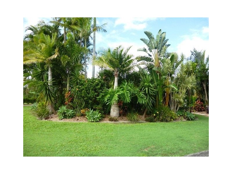 71 Barrier Reef Drive, Mermaid Waters QLD 4218