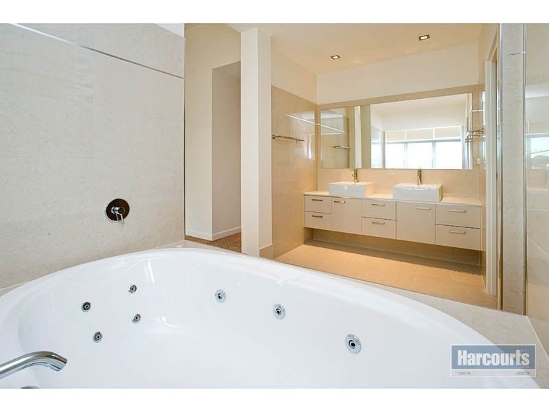 1/22 East Quay Drive, Biggera Waters QLD 4216