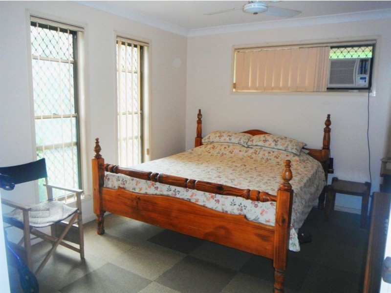 5 Wagin Court, Mermaid Waters QLD 4218