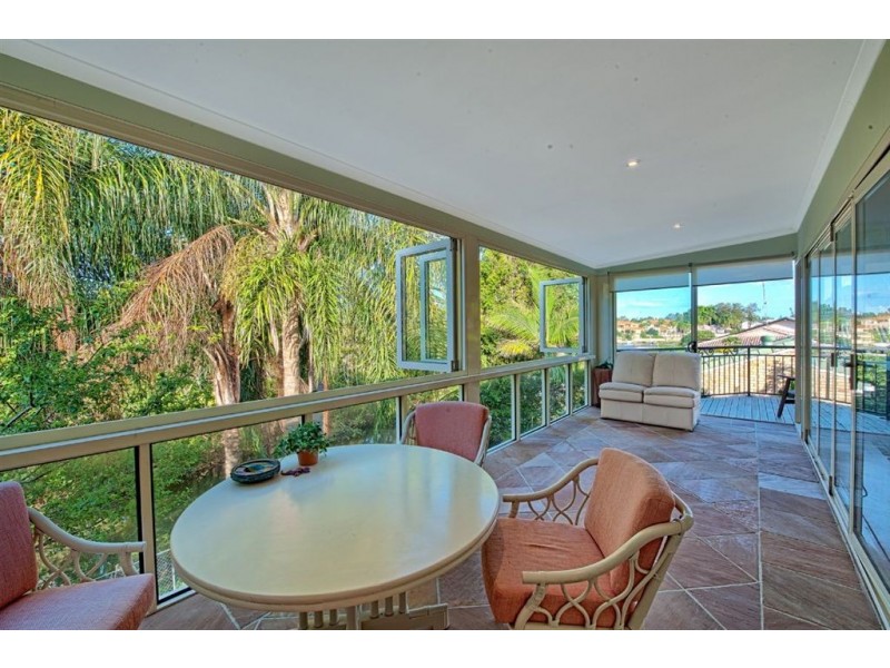 64 River Crescent, Broadbeach Waters QLD 4218