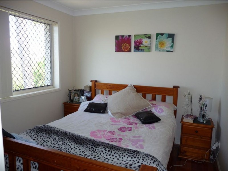 4/7 Orvieto Ave, Mermaid Waters QLD 4218
