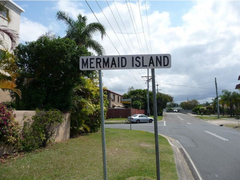 4/7 Orvieto Ave, Mermaid Waters QLD 4218