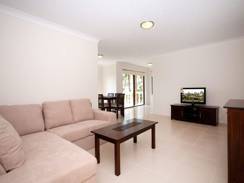 4/28 Dudley Street, Mermaid Beach QLD 4218