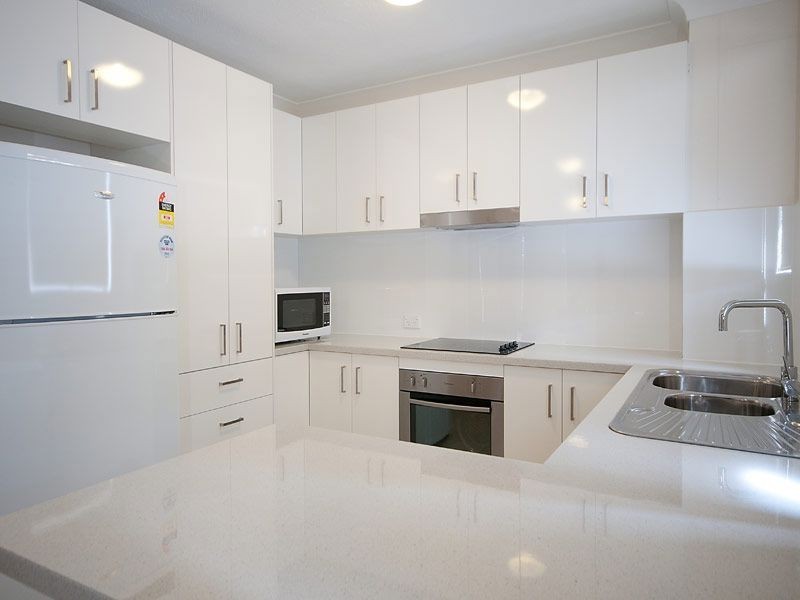 4/28 Dudley Street, Mermaid Beach QLD 4218