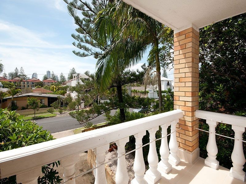 4/28 Dudley Street, Mermaid Beach QLD 4218