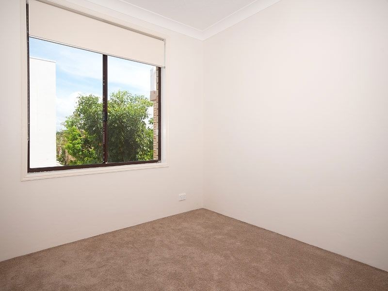 4/28 Dudley Street, Mermaid Beach QLD 4218