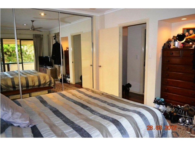 20 Venice Street, Mermaid Beach QLD 4218