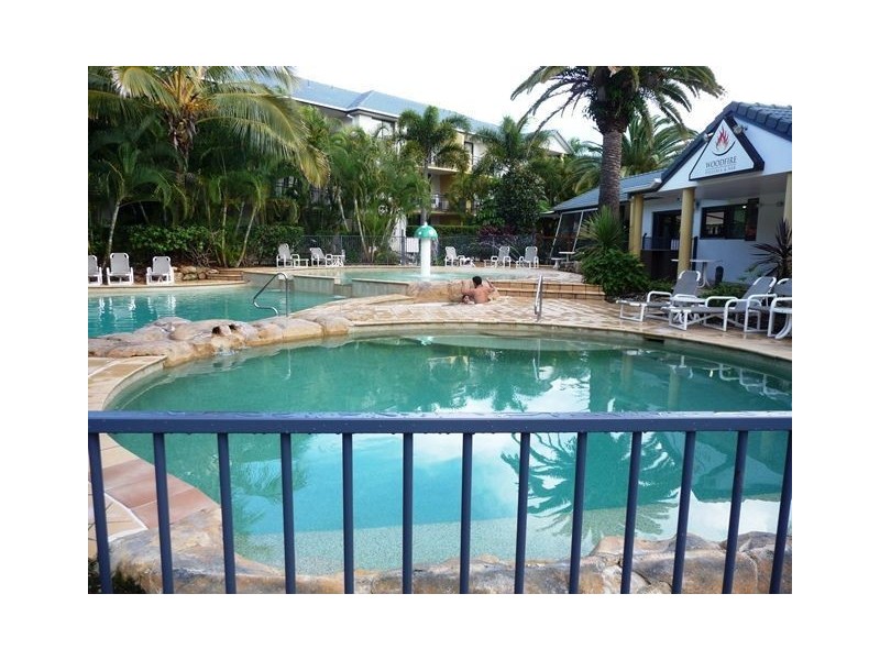 27/2360 Gold Coast Highway, Mermaid Beach QLD 4218