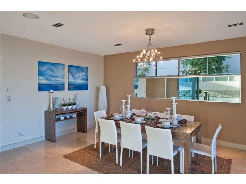 6/17 Marseille Court, Sorrento QLD 4217