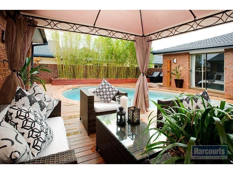 45 Matthew Flinders Drive, Hollywell QLD 4216