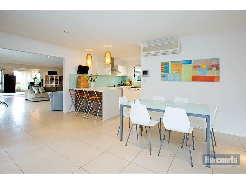 45 Matthew Flinders Drive, Hollywell QLD 4216