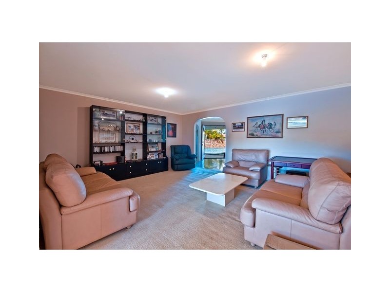 92 Waitomo Street, Broadbeach Waters QLD 4218