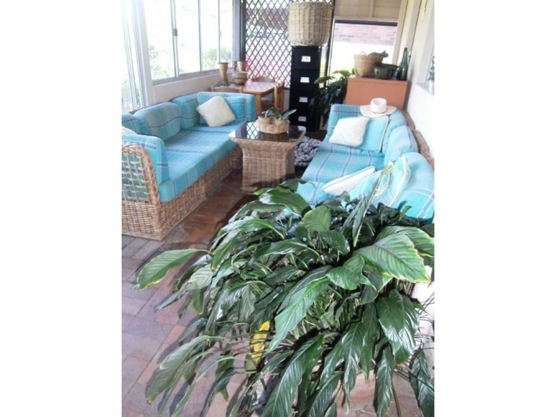 108 Waitomo Street, Broadbeach Waters QLD 4218